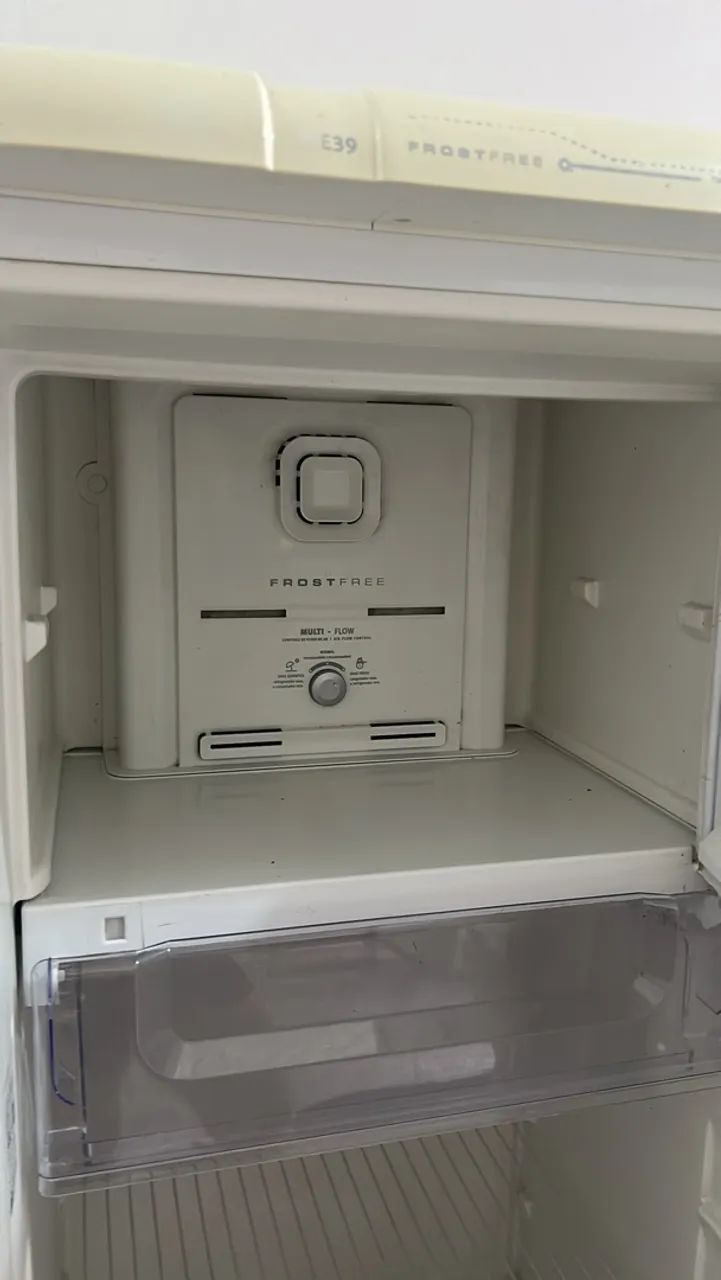 Geladeira EletroluxRF39 - Foto 4