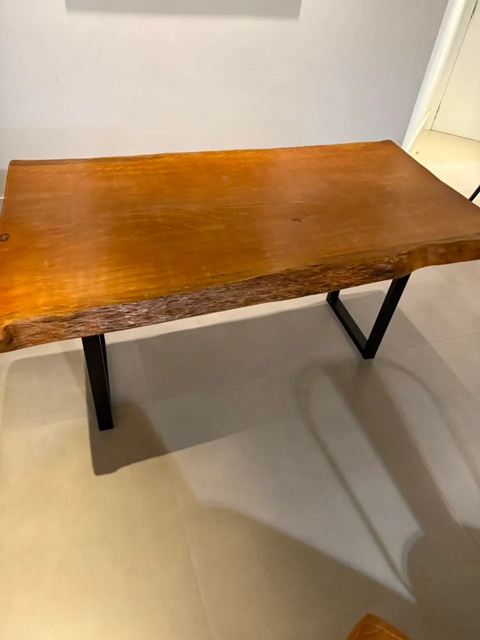 Mesa de madeira rústica (pequiá) - Foto 4