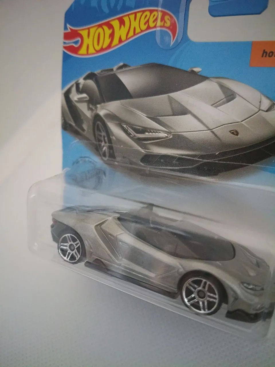 HOT Wheels 16' Lamborghini Centenário Roadster HW EXOTICS - Foto 2