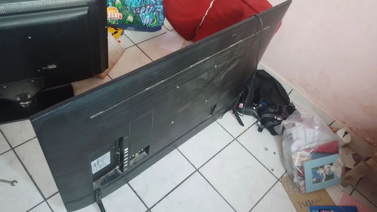 Vende-se tv 50 polegada sansugui 