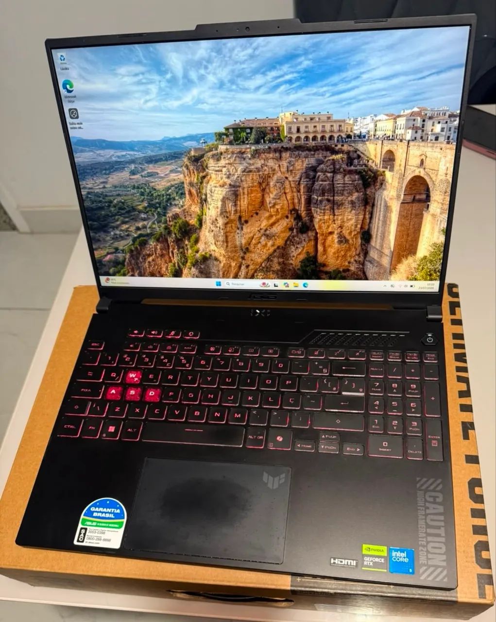 Vendo notebook em perfeito estado, na caixa  - Foto 4