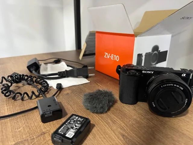 Câmera Sony ZV-E10