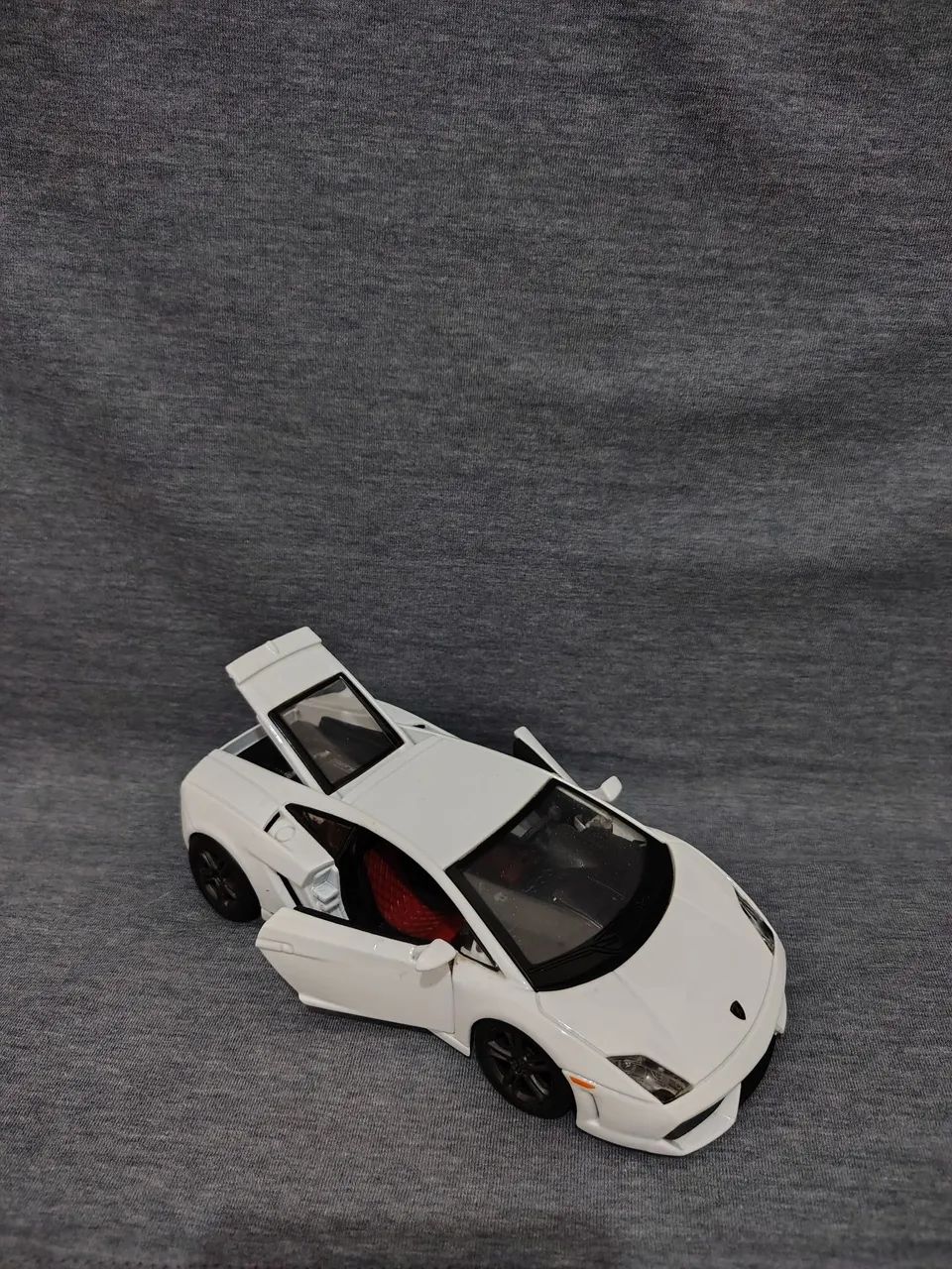 Carro colecionável Lamborghini Gallardo 1:24 - Foto 3