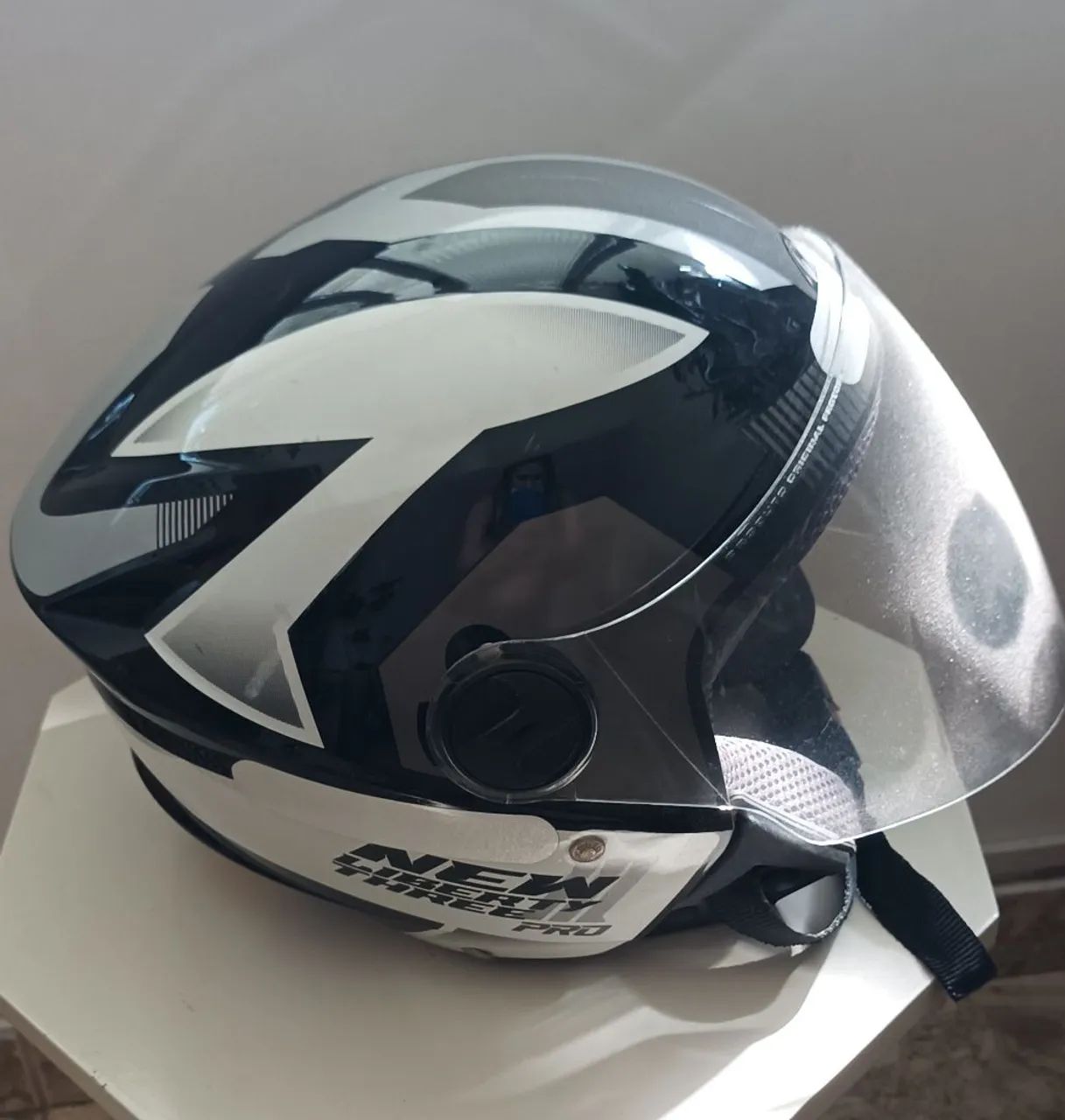 Capacete.  - Foto 3