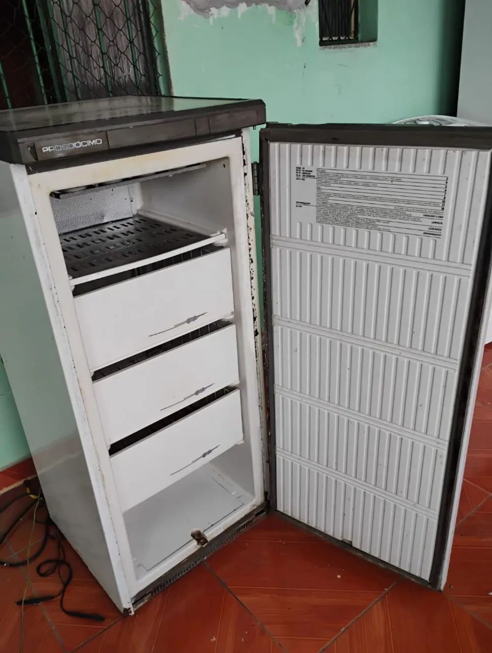 Freezer vertical ( funcionando perfeitamente) - Foto 2
