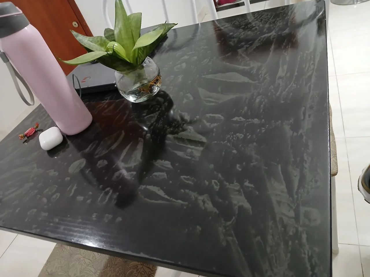 Mesa de jantar-Novinha - Foto 2