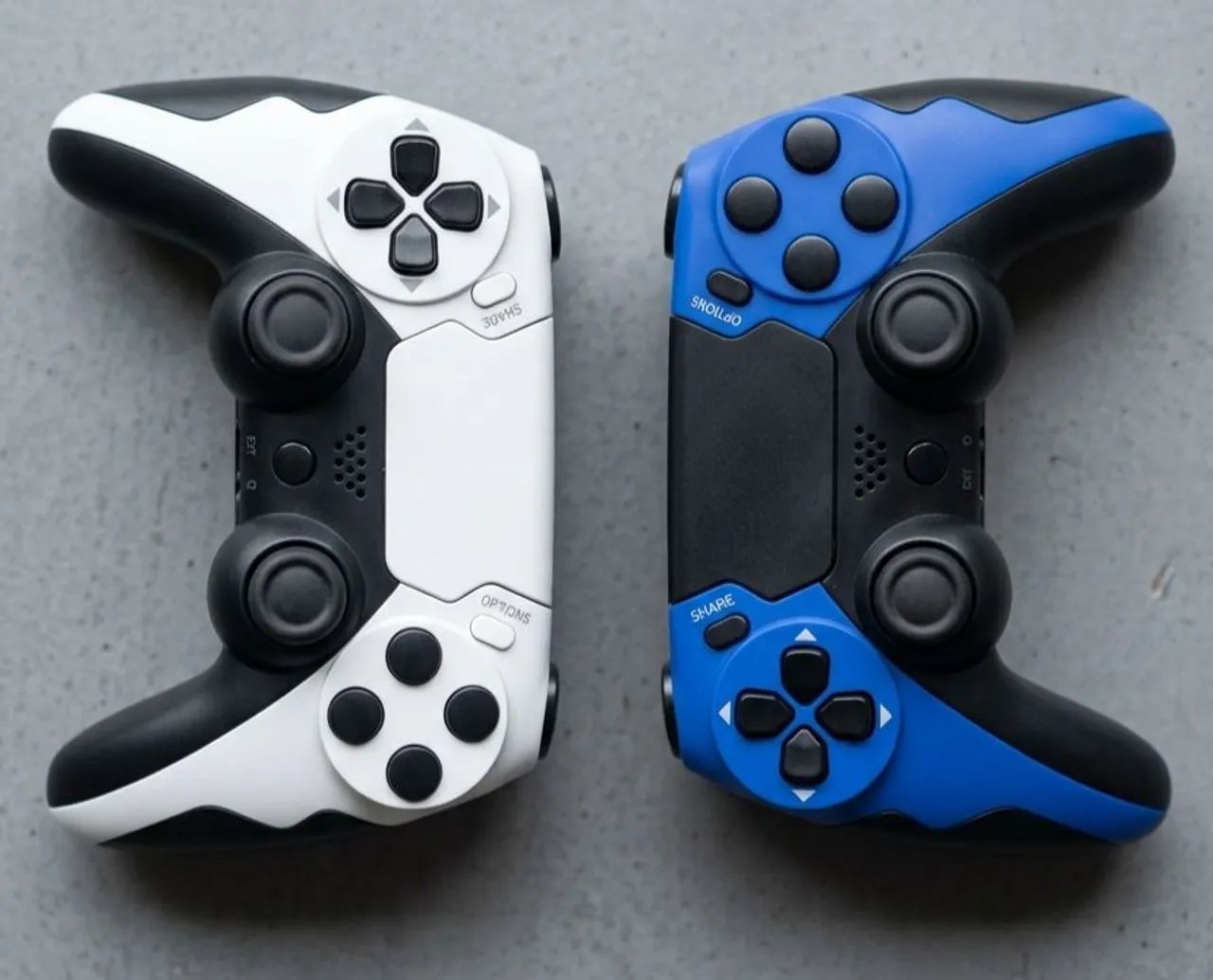 PlayStation 4 PRO DESBLOQUEADO - Consoles de Vídeo Game - Santo