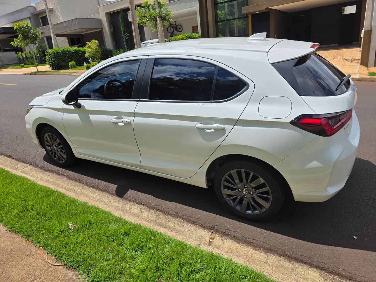 Honda City Hatchback EX 1.5 Flex 16V Aut. 2024 - Foto 4