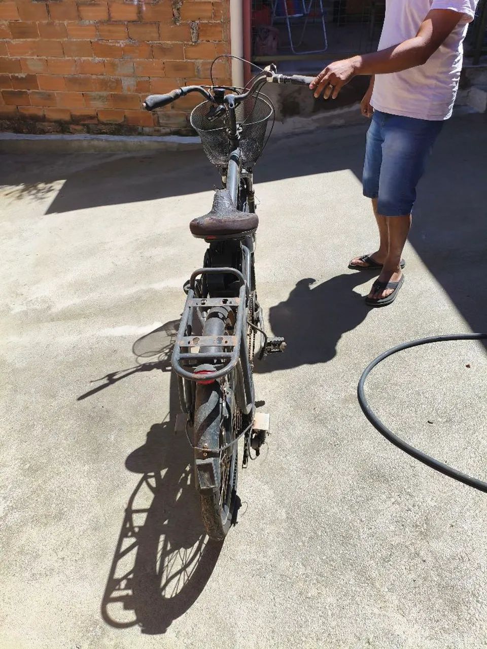 bicicleta elétrica sem as baterias  - Foto 2