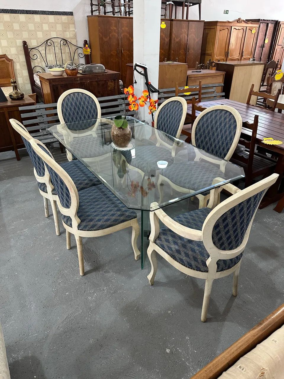Mesa de Vidro com 6 cadeiras - Foto 2