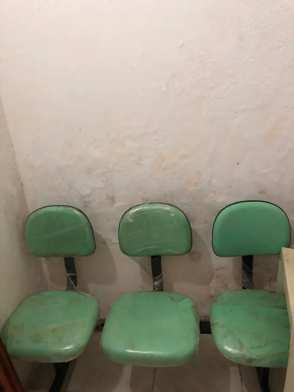 Cadeiras Longarinas (3 lugares) - Foto 2