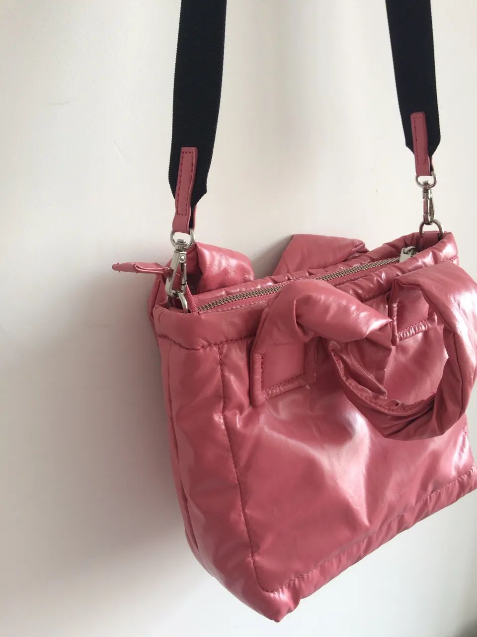 Bolsa puffer rosa Zara - Foto 4