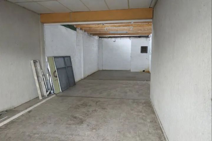 Sala/Loja Comercial com 96 m² no Capão da Imbuia