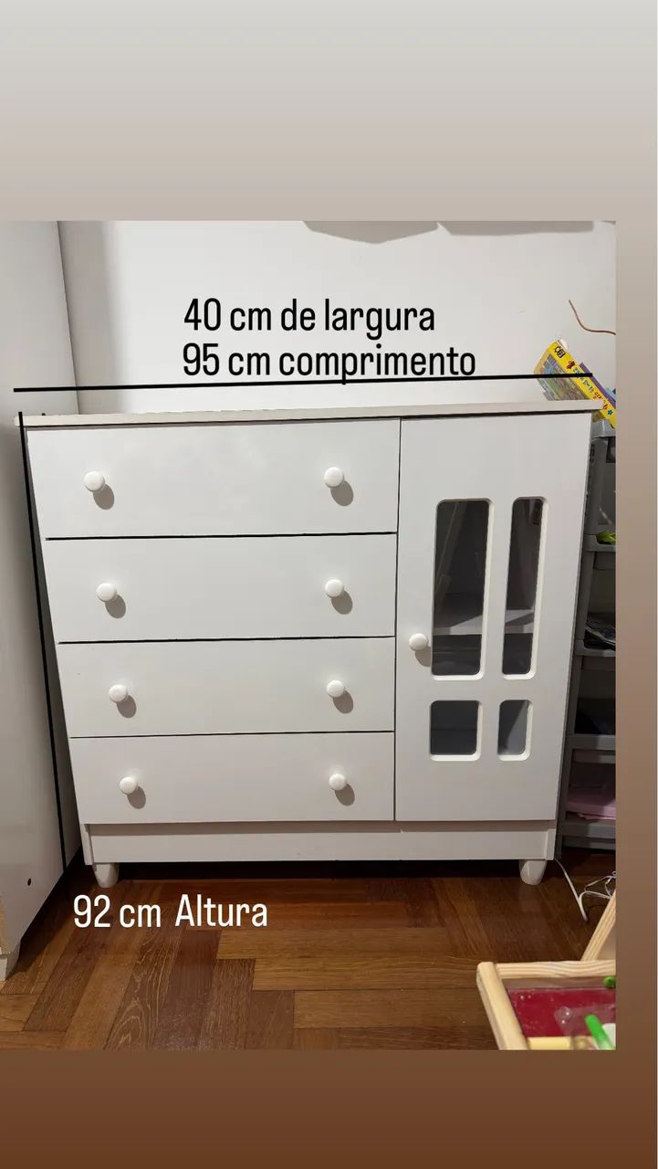 Cômoda branca 