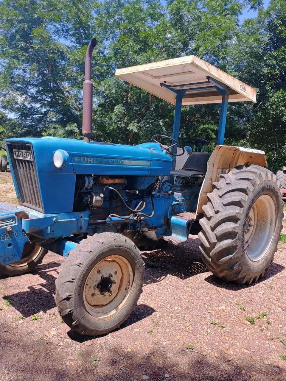 Trator Ford 6600