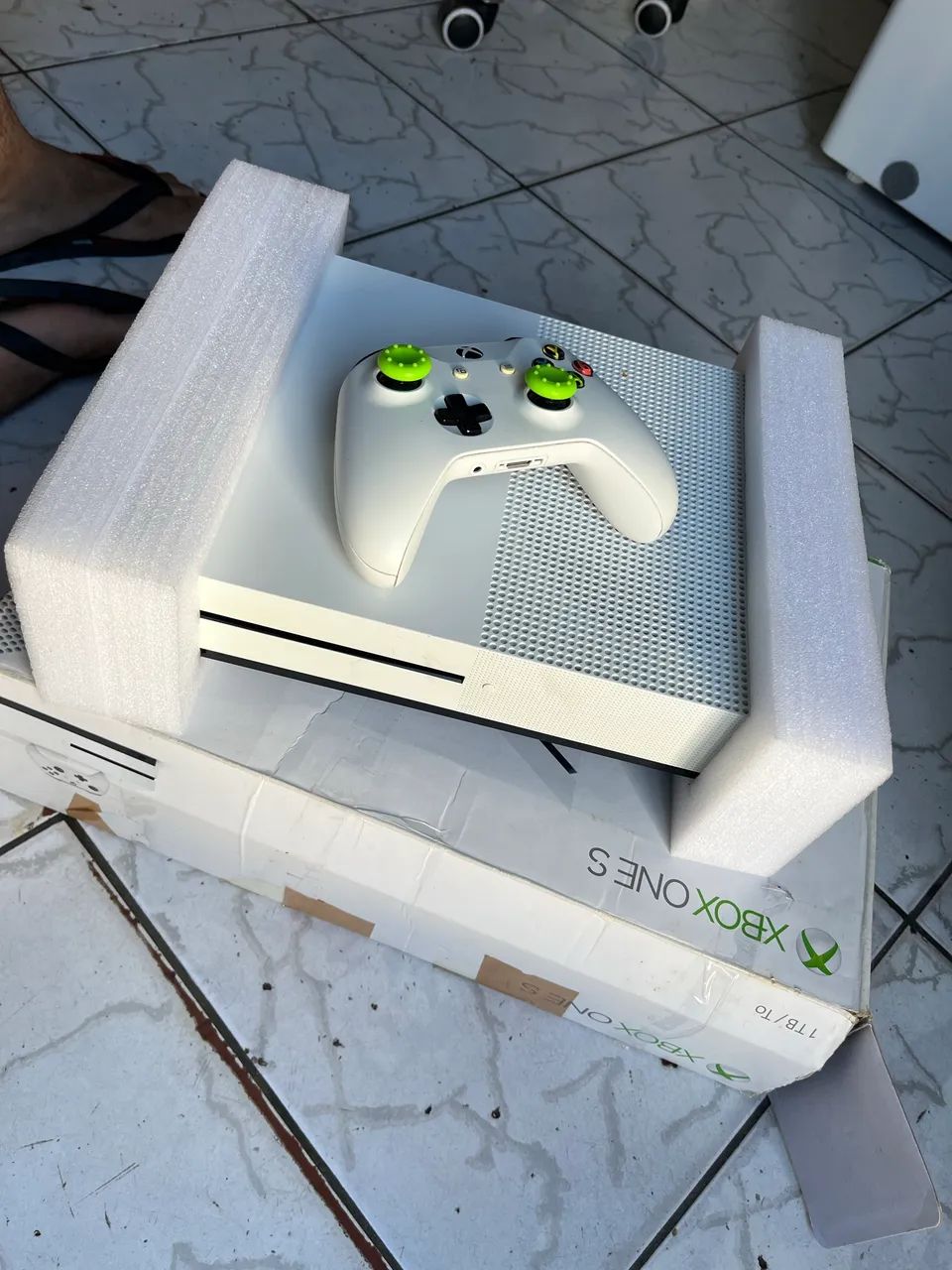 Xbox one S 1TB  - Foto 4