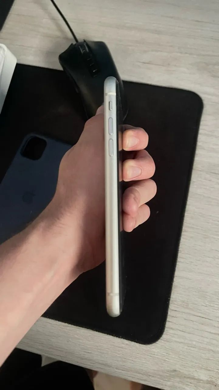 IPHONE 11 128gb - Foto 2