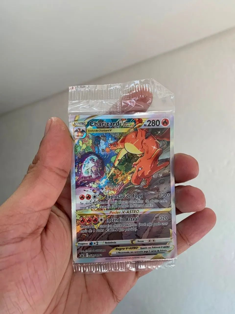 Carta Promocional Pokemon Charizard-V-ASTRO - Espada e Escudo - Lacrada - M - Foto 3