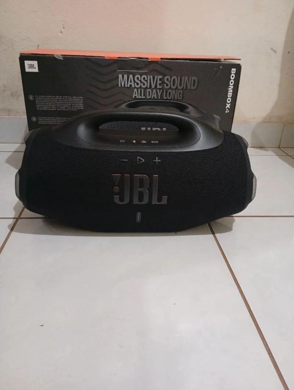 JBL boombox 4 2500