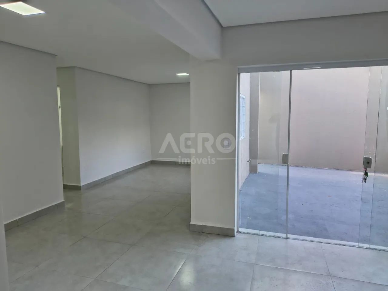 Casa para aluguel e venda com 95 m² e 3 quartos em Tangarás, Bauru - SP - Foto 2