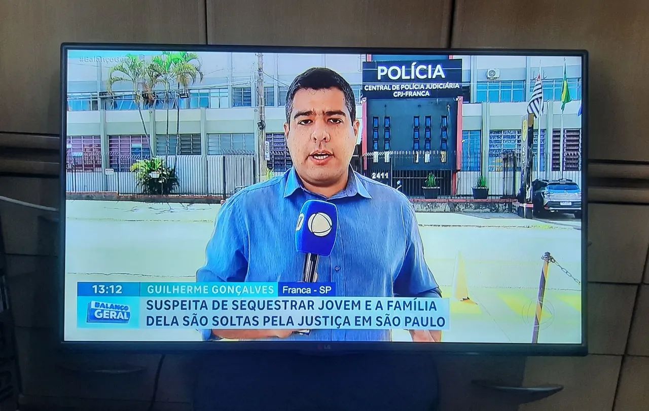 TV LG 42" POLEGADAS 42LB5500