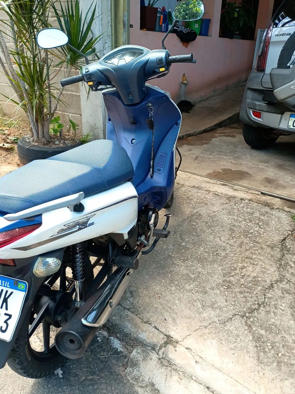 **** - Foto 4