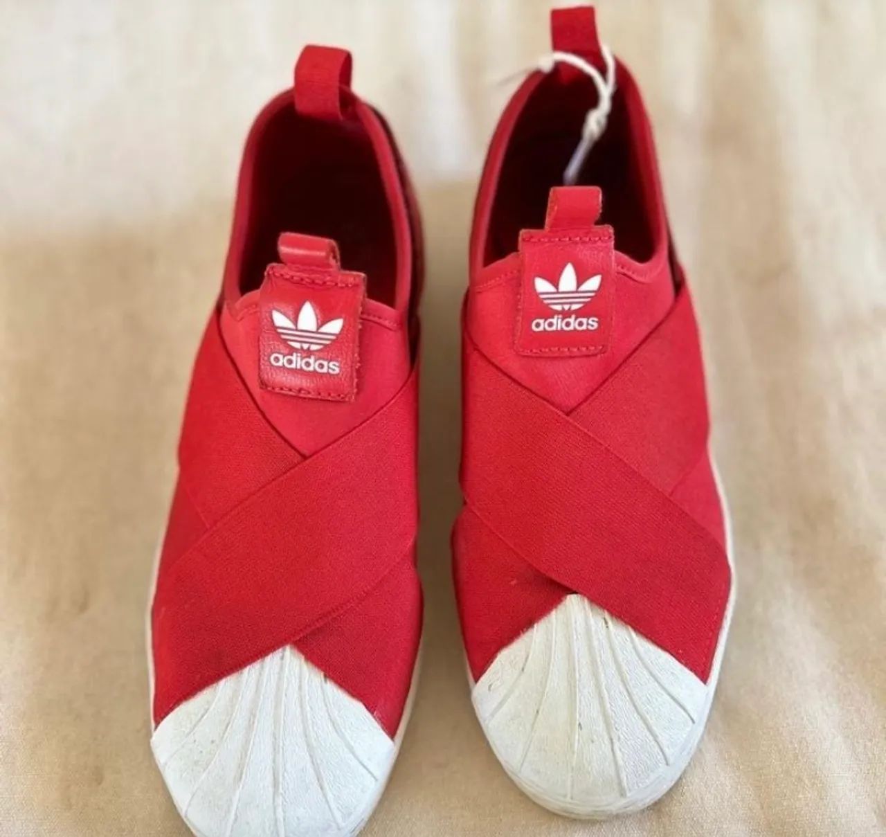 Tênis da adidas original.  ?USADO?