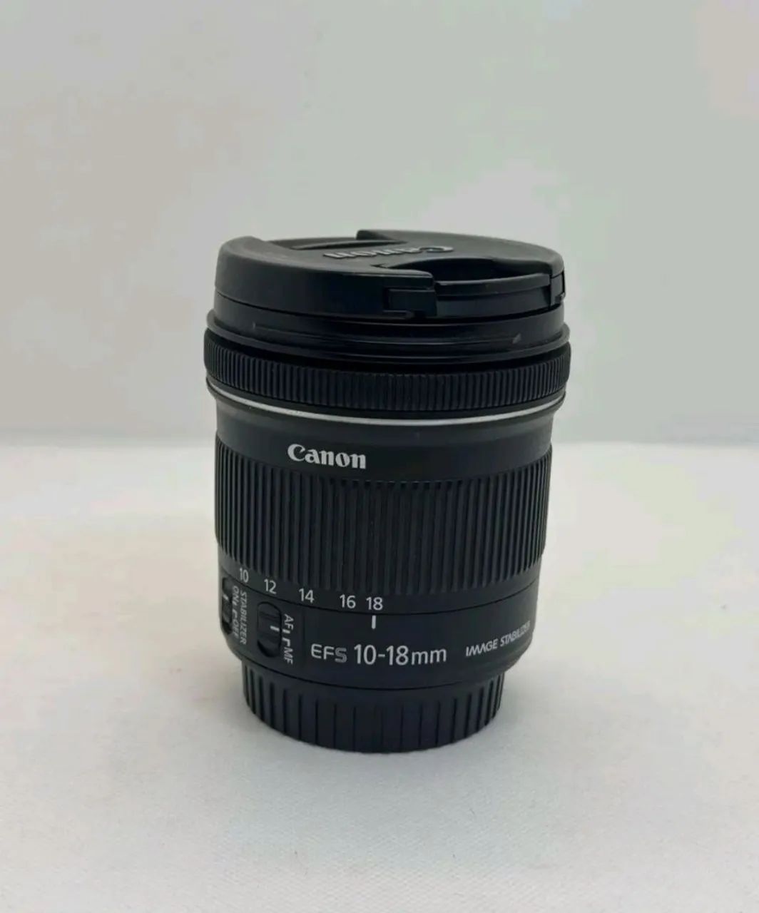 Lente Canon EF-S 10-18mm f/4.5-5.6 IS STM. - Foto 3