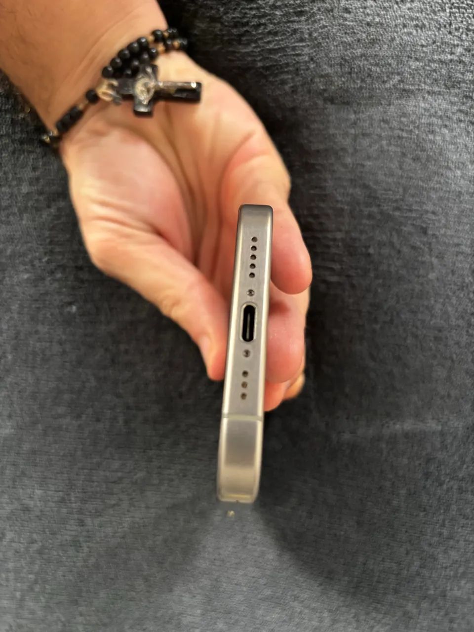 iPhone 15 pro 256 - Foto 2