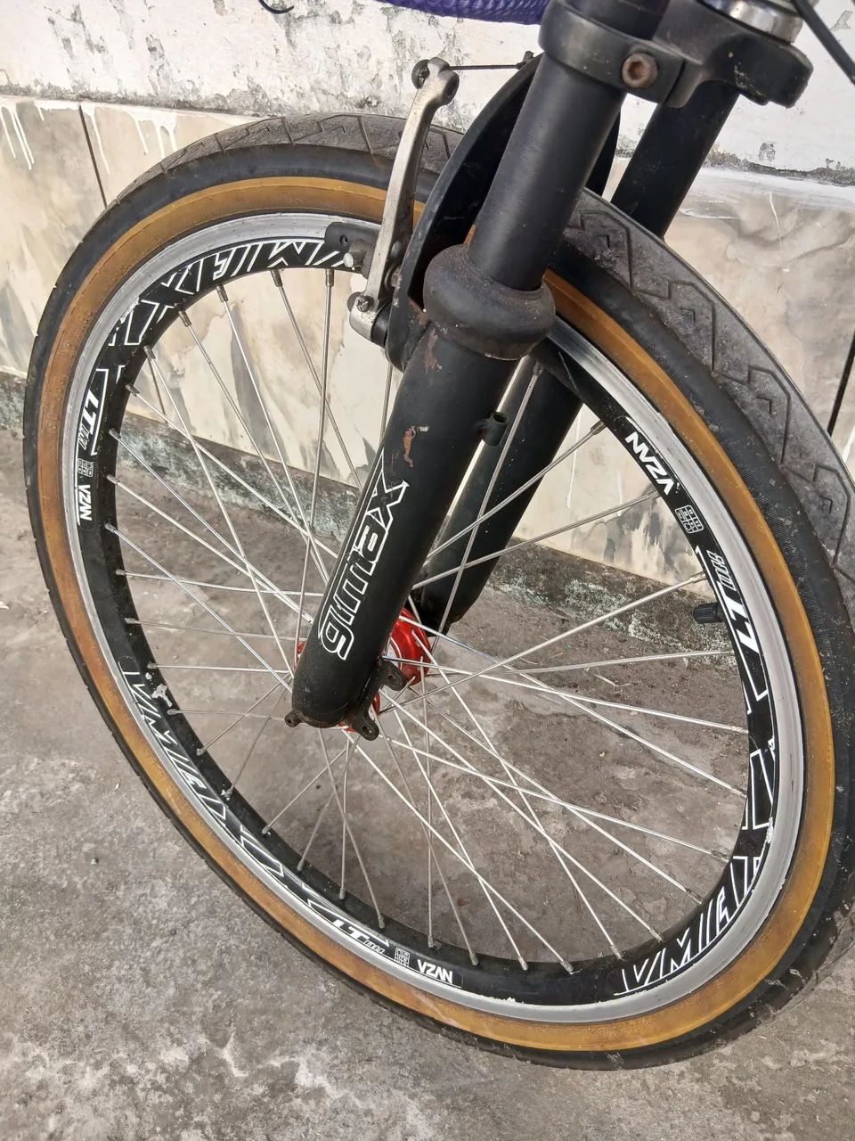 Bicicleta Aro 26 quadro de alumínio 