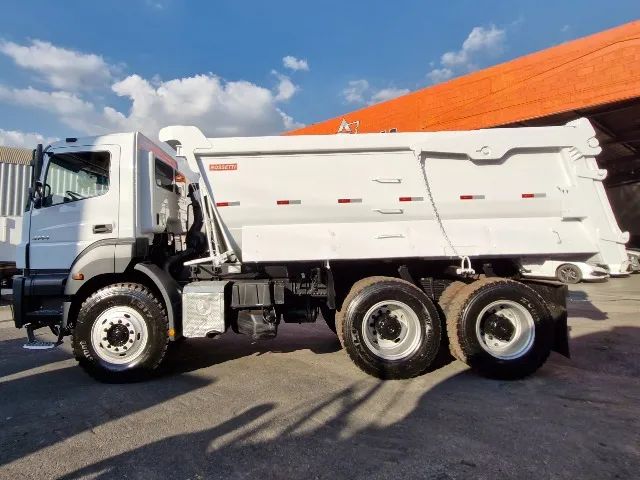 mb axor 4144 6x4 2019 automatico com bascula Rousset - Foto 5