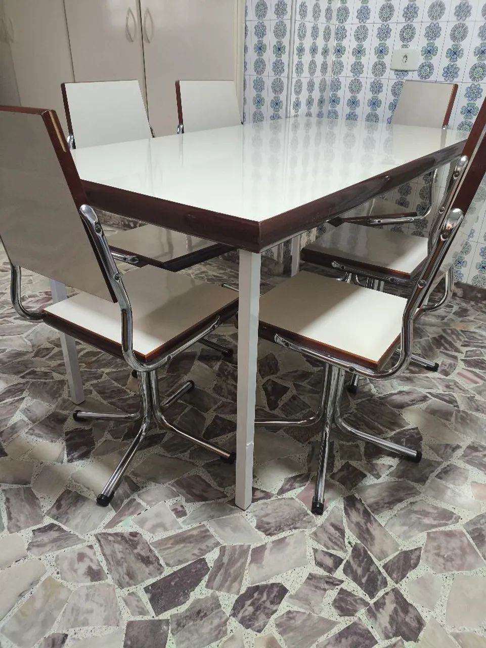 Mesa com 6 cadeiras - Foto 5