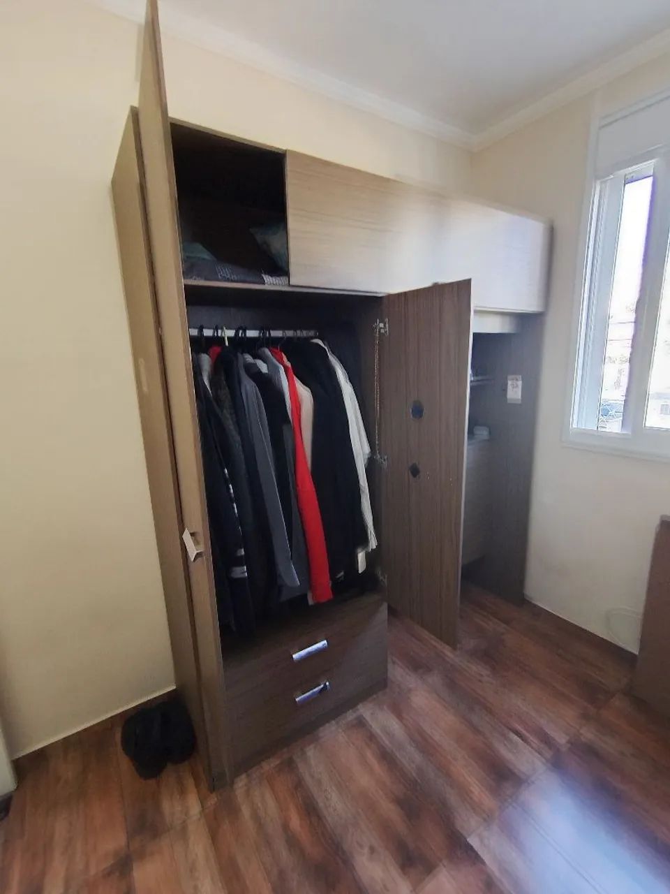 Guarda Roupa de solteiro com baú - Foto 2