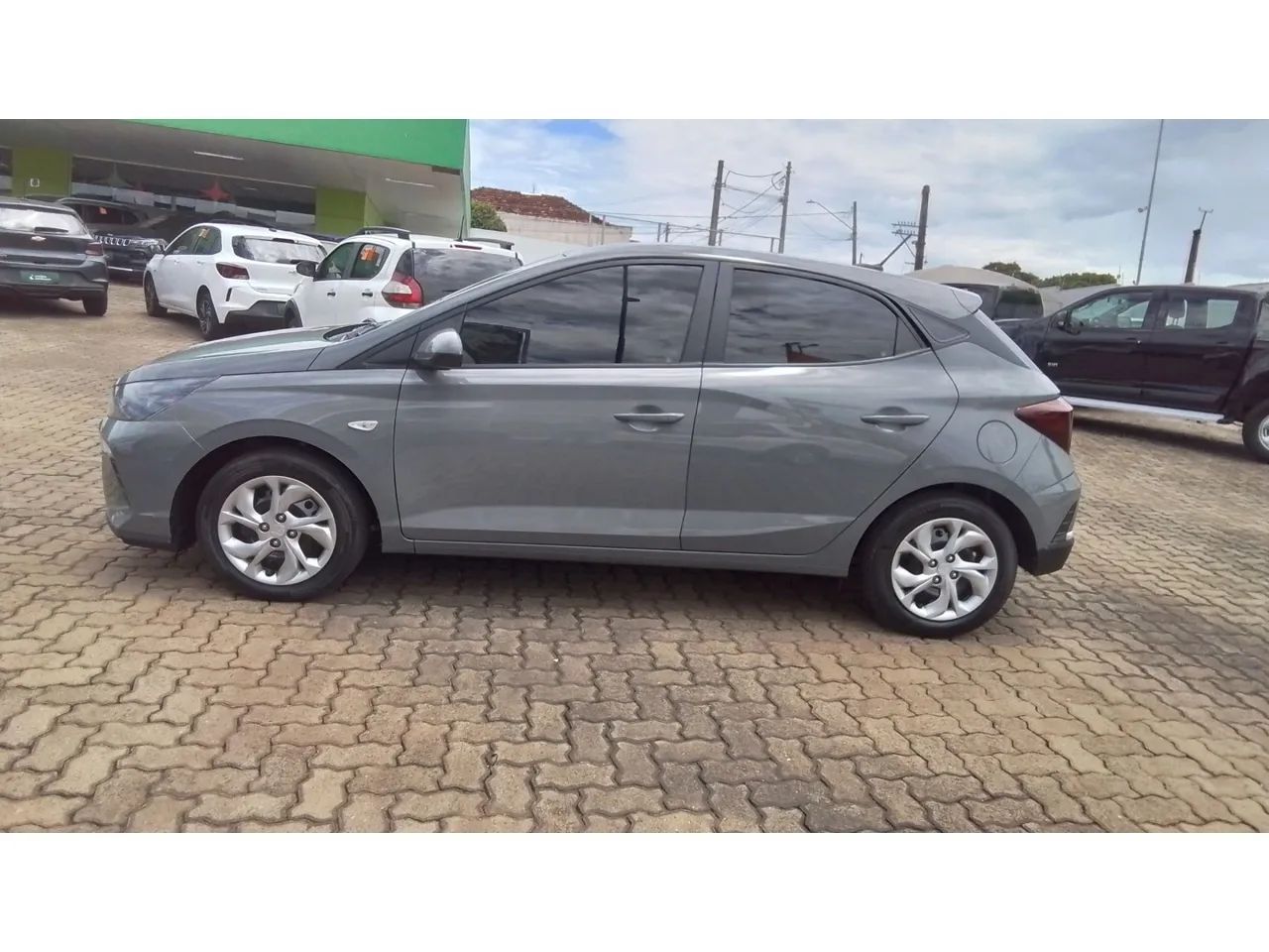 Hyundai HB20 Comfort 1.0 Flex 12V Mec., foto 3 de 9