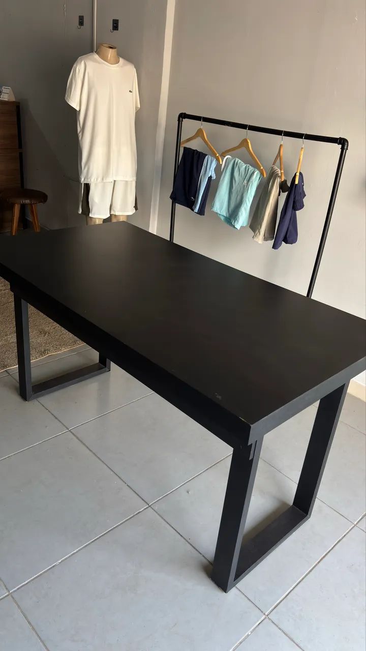 Mesa de centro para loja