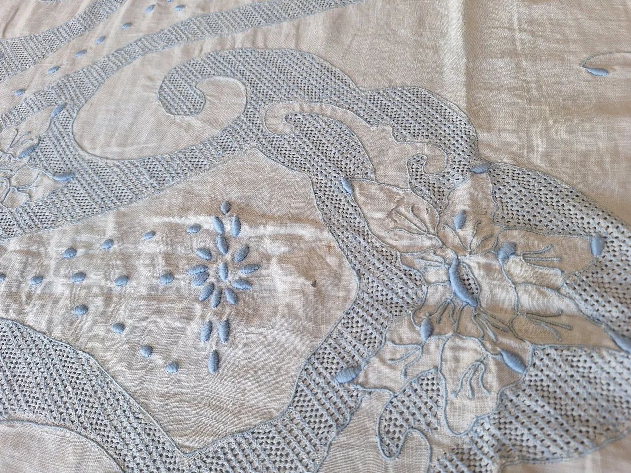Toalha de mesa bordada - Antiga - Foto 4