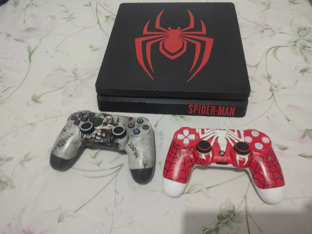 PS4 slim 1 terá.. personalizado