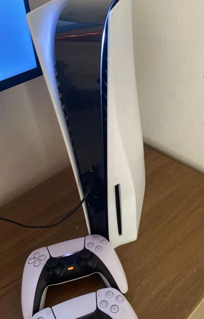 Vendo Playstation 5 Slim Com Dois Controles