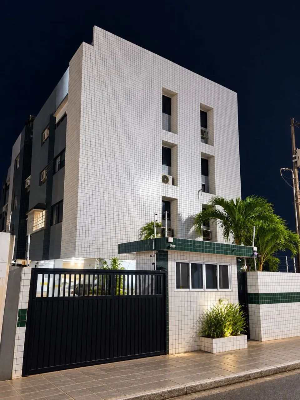 APARTAMENTO para VENDER em INTERMARES 