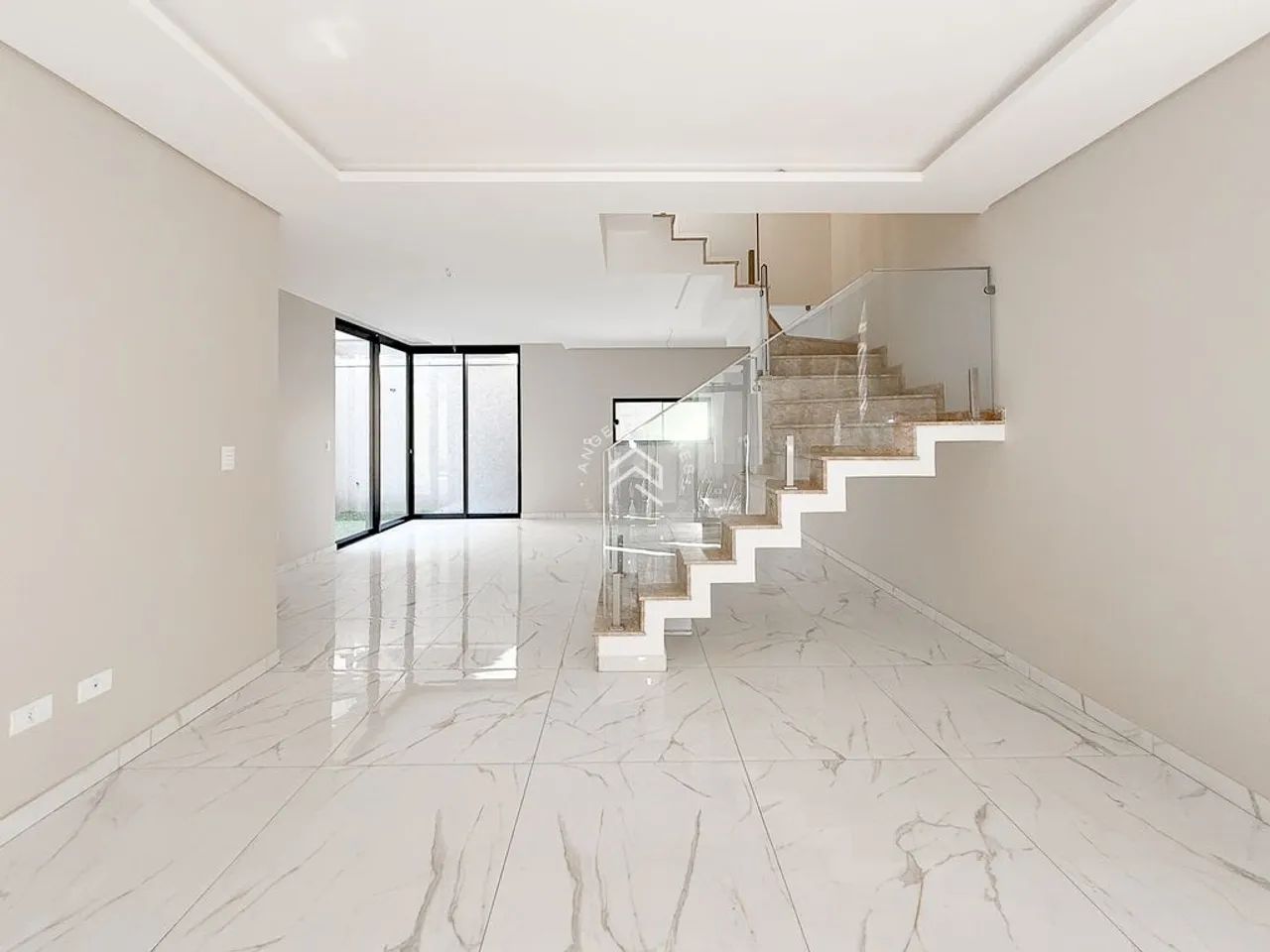 Sobrado Triplex com 3 Quartos e 166m² - Boqueirão - Foto 3