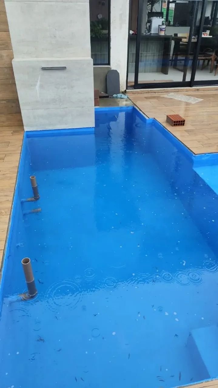Impermeabilização, gesso dryall e pintura.
