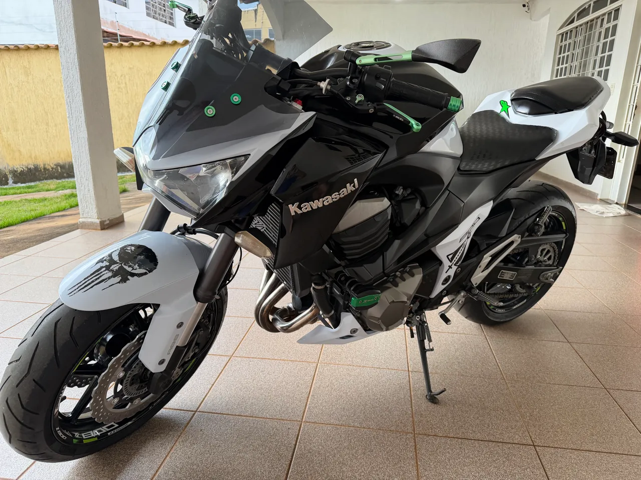 天然工房＊°ページ Motos Kawasaki Z-800 2013 - Brasília, Distrito Federal