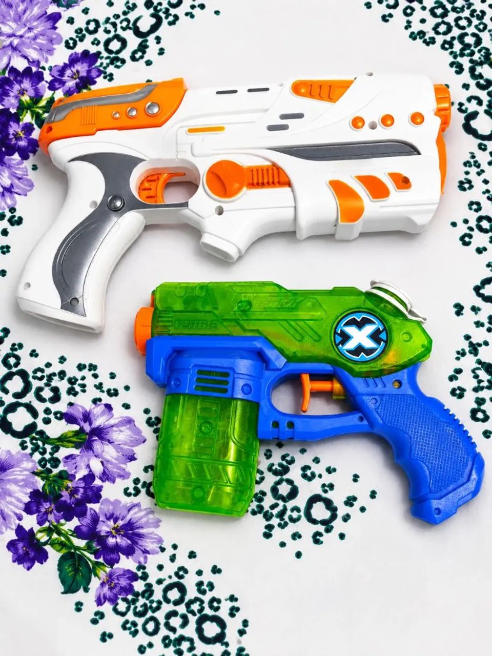 Lançadores Nerf e de Água 
