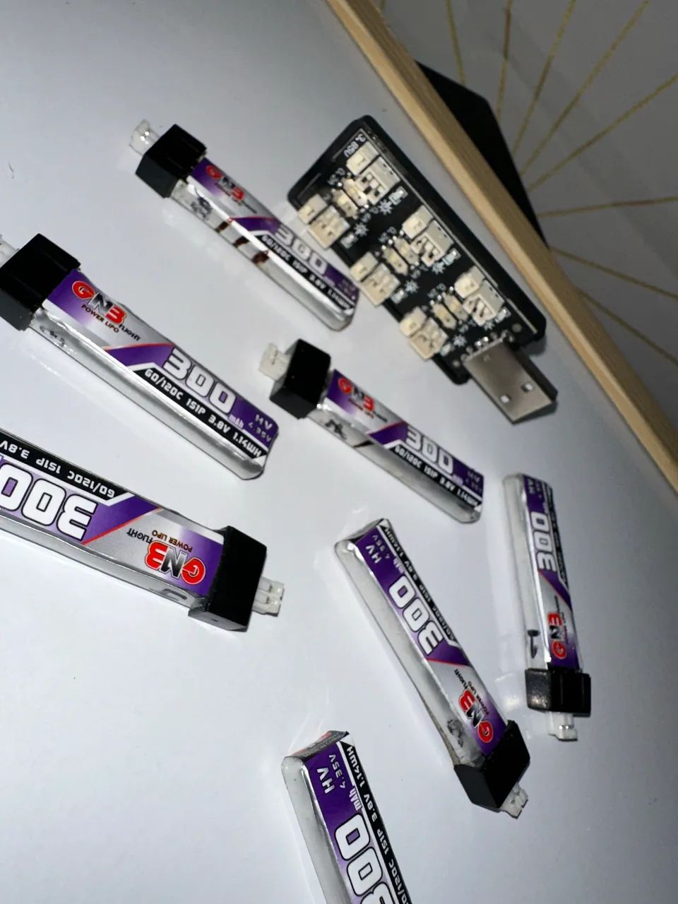 FPV- Bateria 1s + carregador  - Foto 2