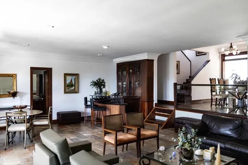 Casa à Venda - São Bento, 4 Quartos, 450 m2