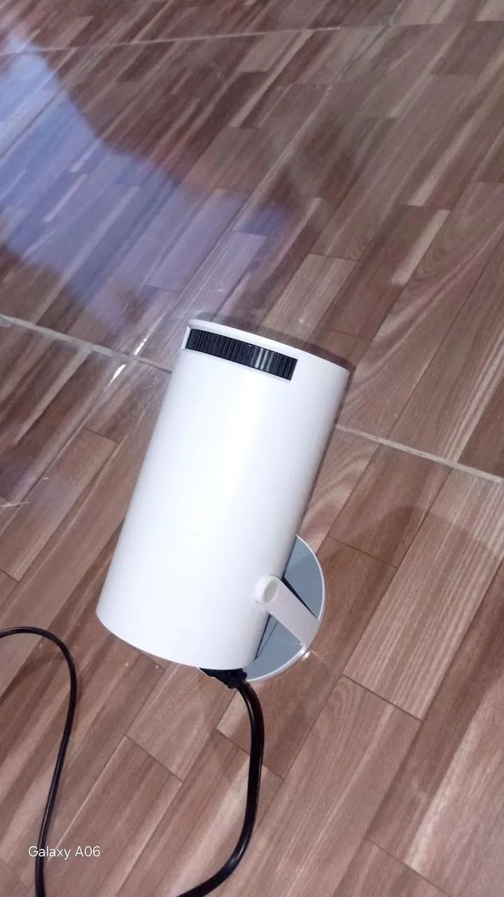 Projetor novo com dois dias de uso - Foto 3