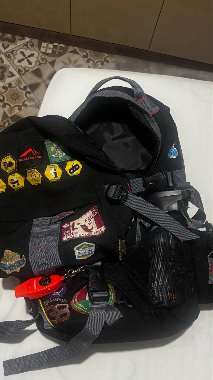 Mochila Crampon Trulhas e Rumos 38L - Foto 3