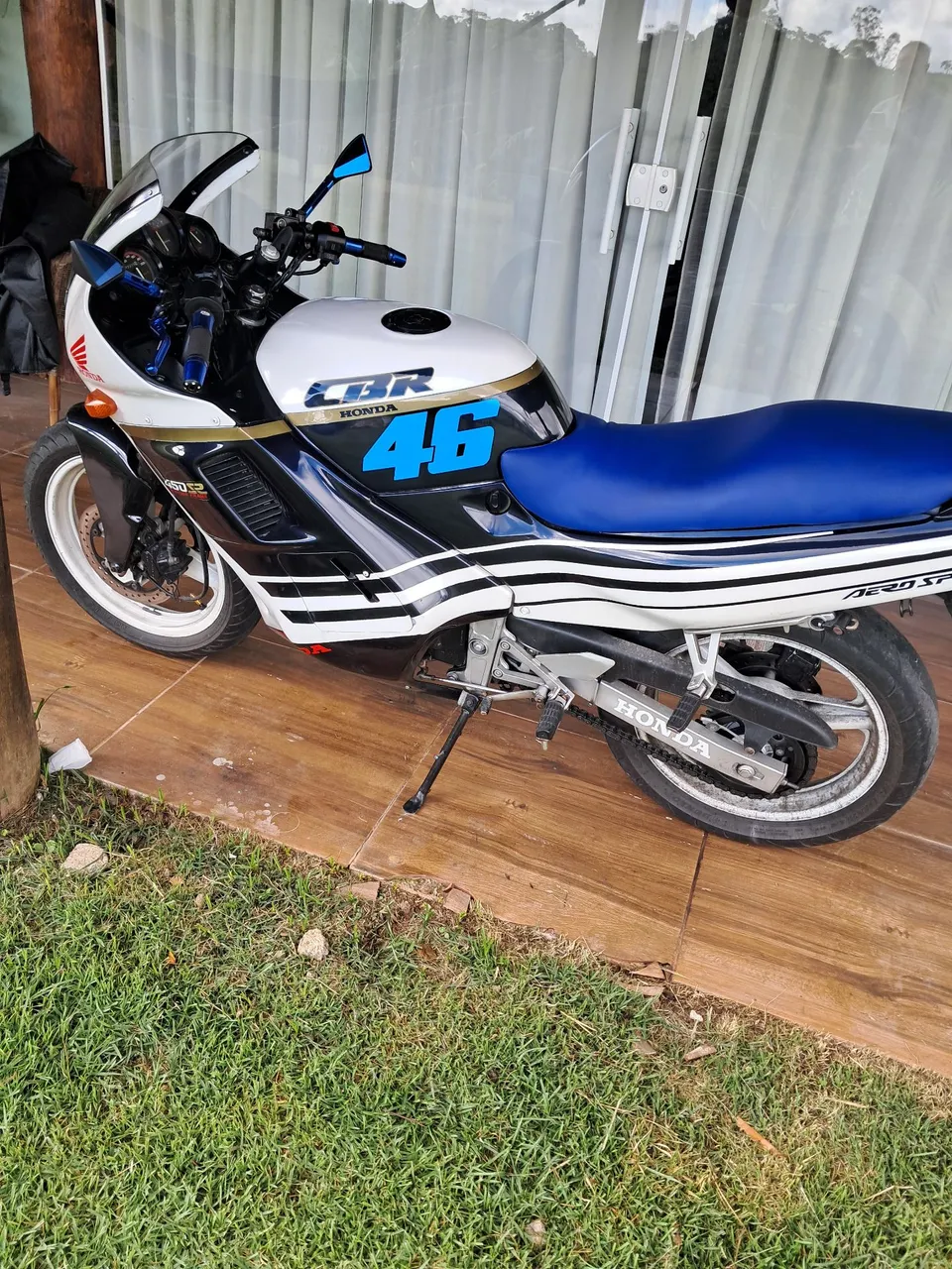 Motos Honda CBR 1990 no Brasil