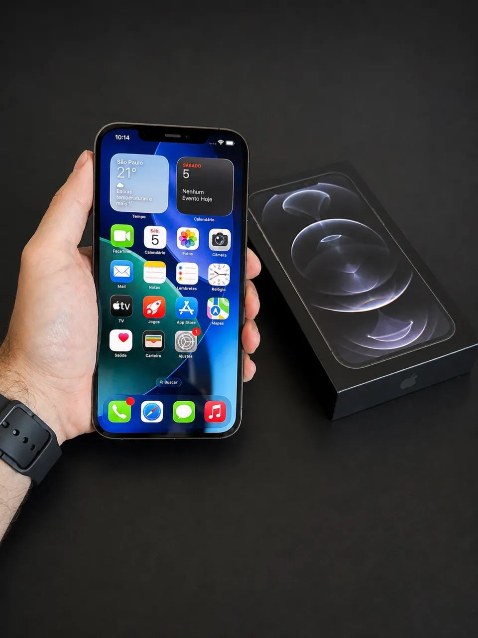 iPhone 12 Pro Max 256gb na caixa - Celulares e Smartphones