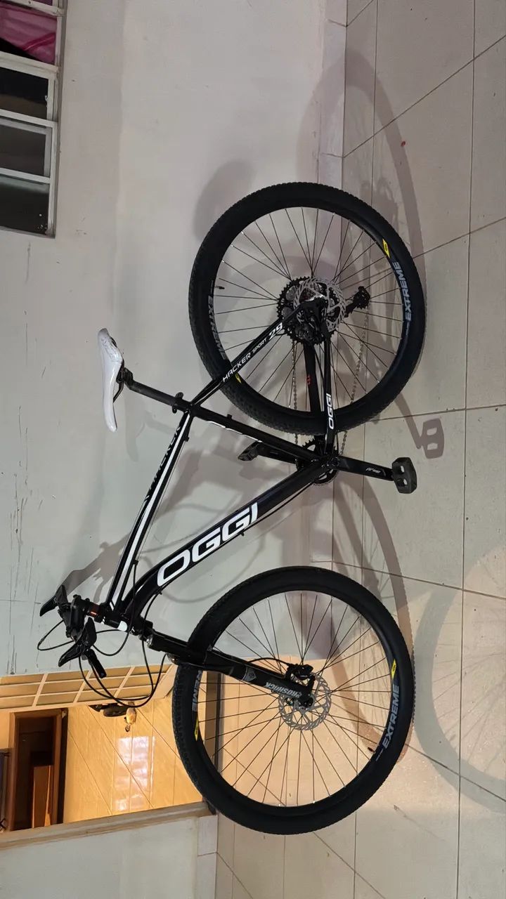 Bicicleta Oggi equipada  - Foto 2